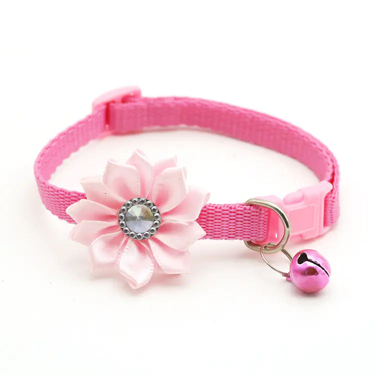 Bell-Shaped Collar for Stylish Pet Accessories